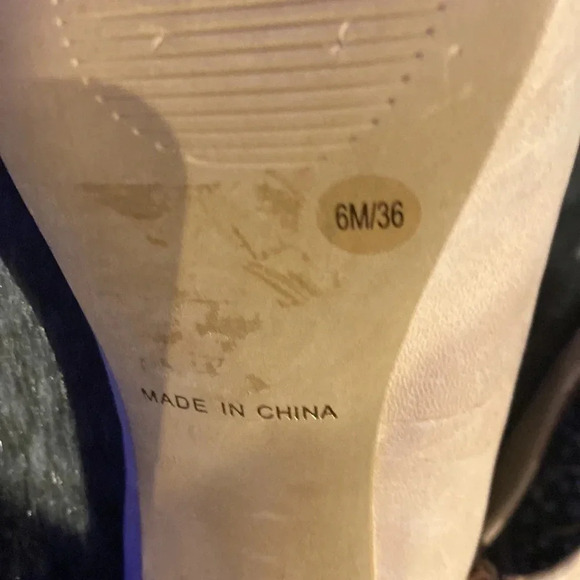 Jessica Simpson  Tan platform bow tie pumps Sz 6 - Picture 5 of 13